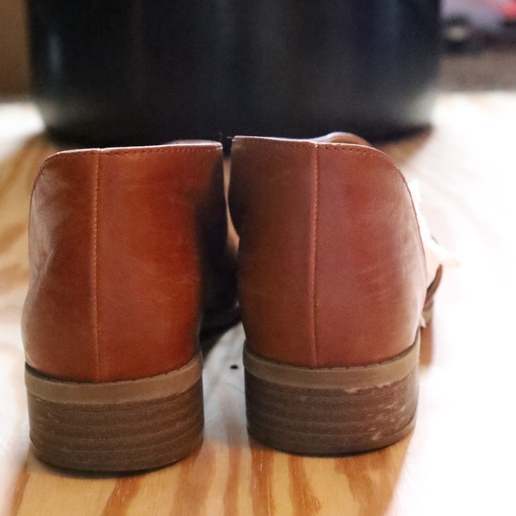 Casual Leather Cut Out Flat - Picture 10 of 11